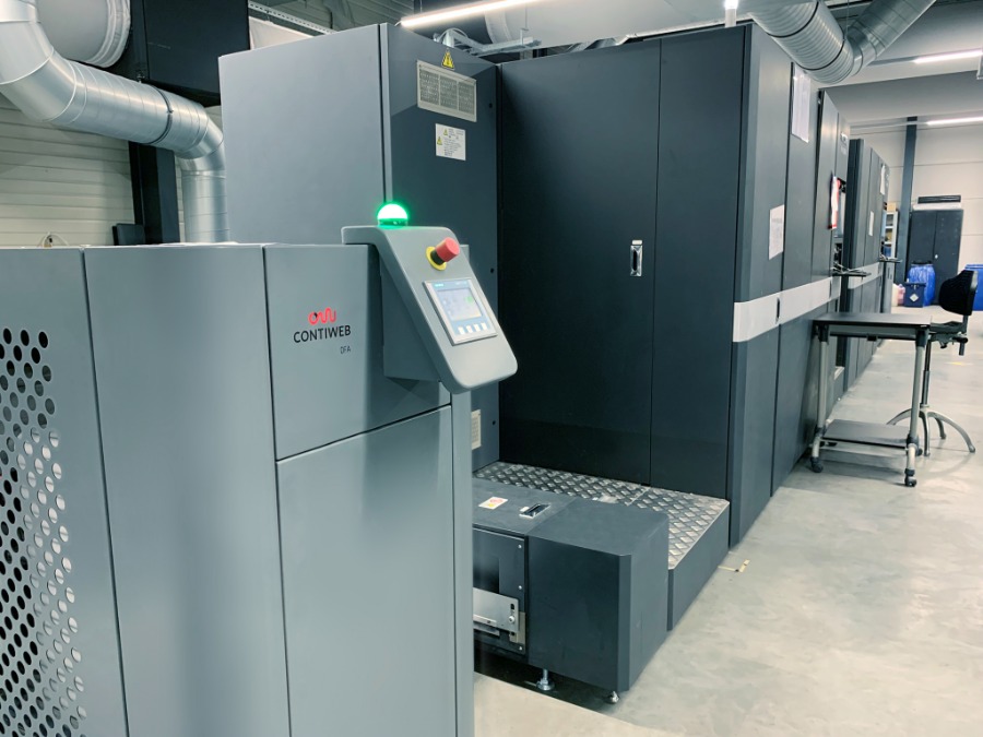 Contiweb DFA Digital Fluid Applicator with Ricoh Pro VC80000 at Zalsman-900x675